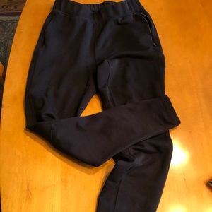 Lululemon black joggers size 4